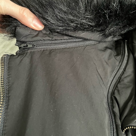 Black Zara winter jacket. Size small - Picture 5 of 6